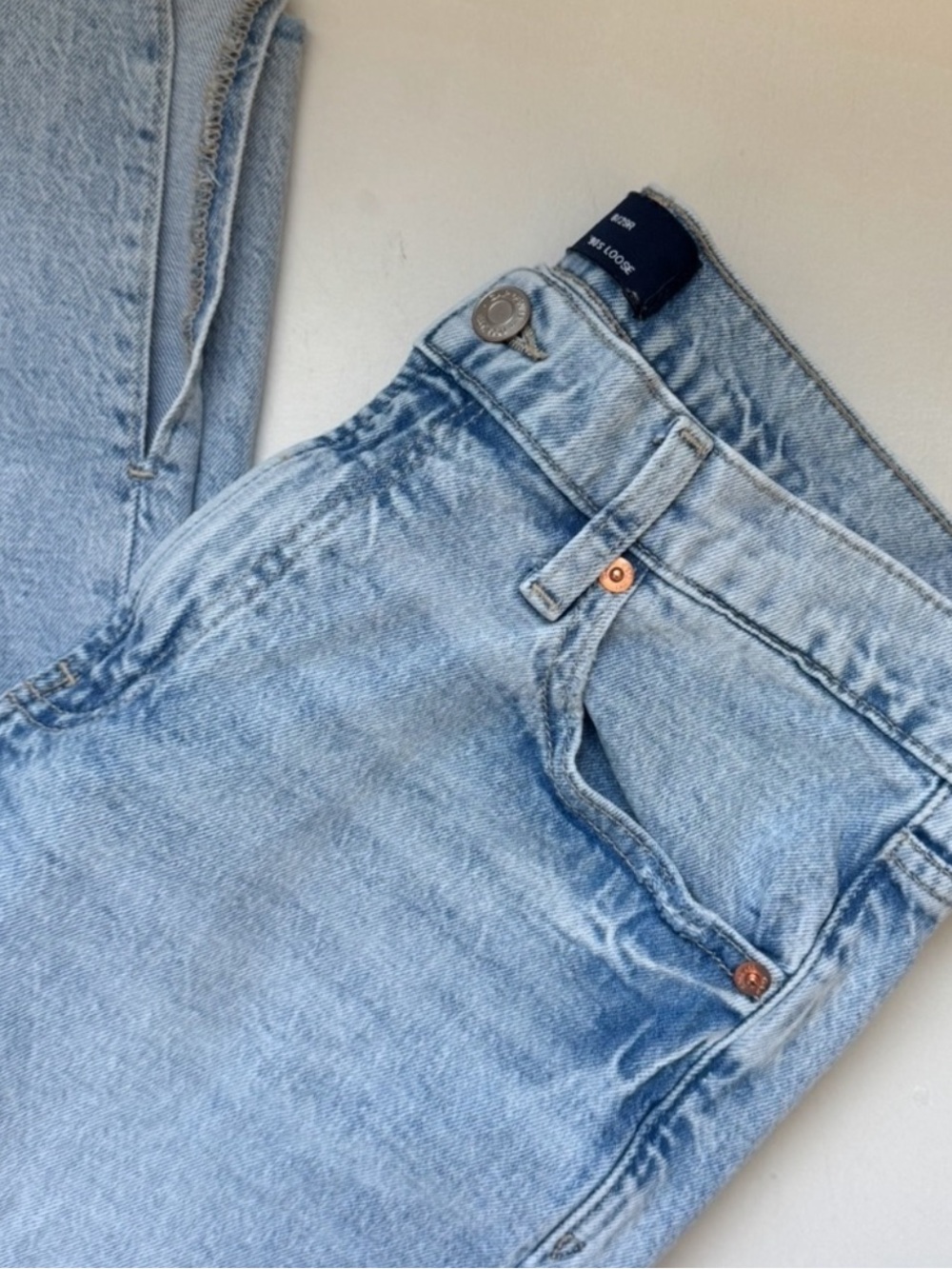 Gap 90's Loose Jeans View 5